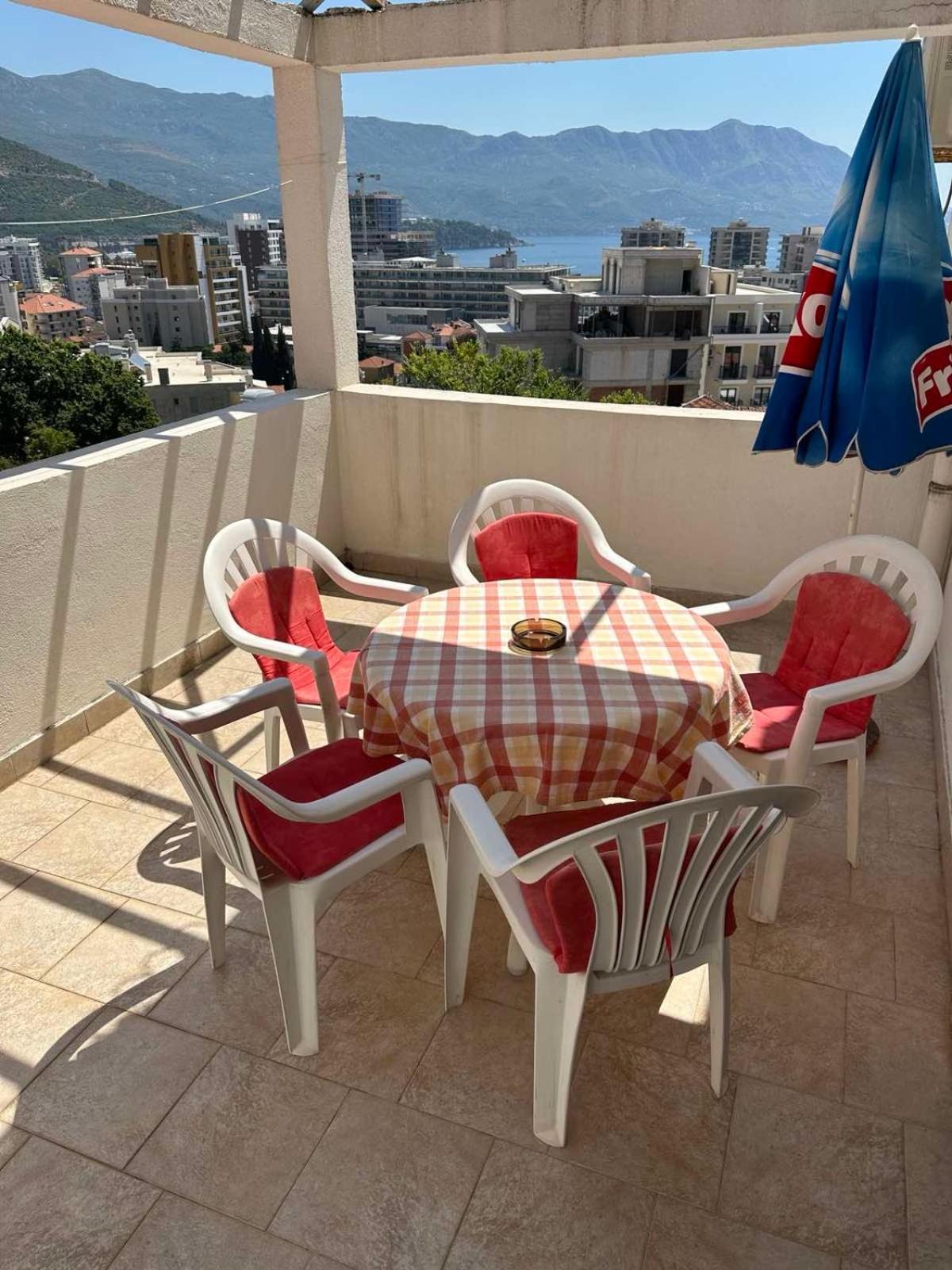 Sea View Apartment Budva